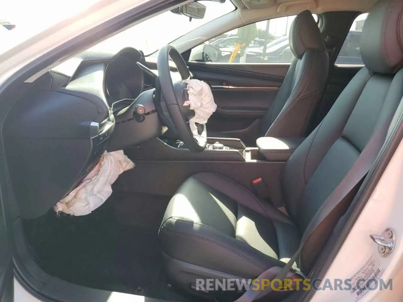 7 fotografías del automóvil dañado JM1BPACM9S1764810 MAZDA 3 2025