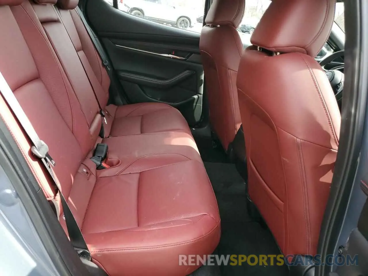 10 fotografías del automóvil dañado JM1BPBLMXS1754731 MAZDA 3 2025