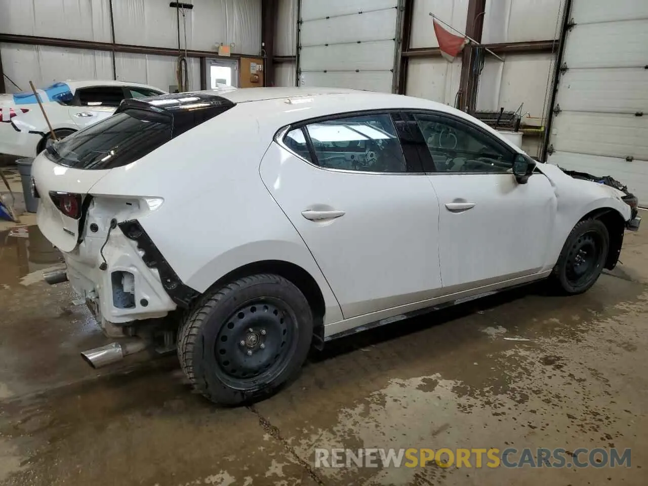 3 fotografías del automóvil dañado JM1BPBMY7R1717826 MAZDA 3 GT 2024