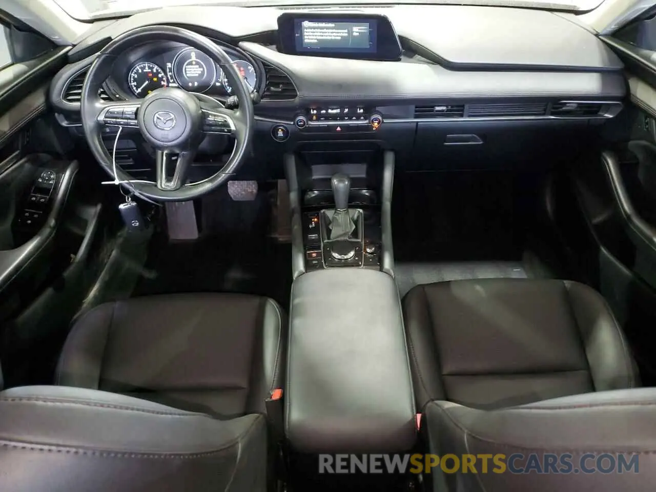 8 fotografías del automóvil dañado 3MZBPABM5RM427076 MAZDA 3 SELECT S 2024