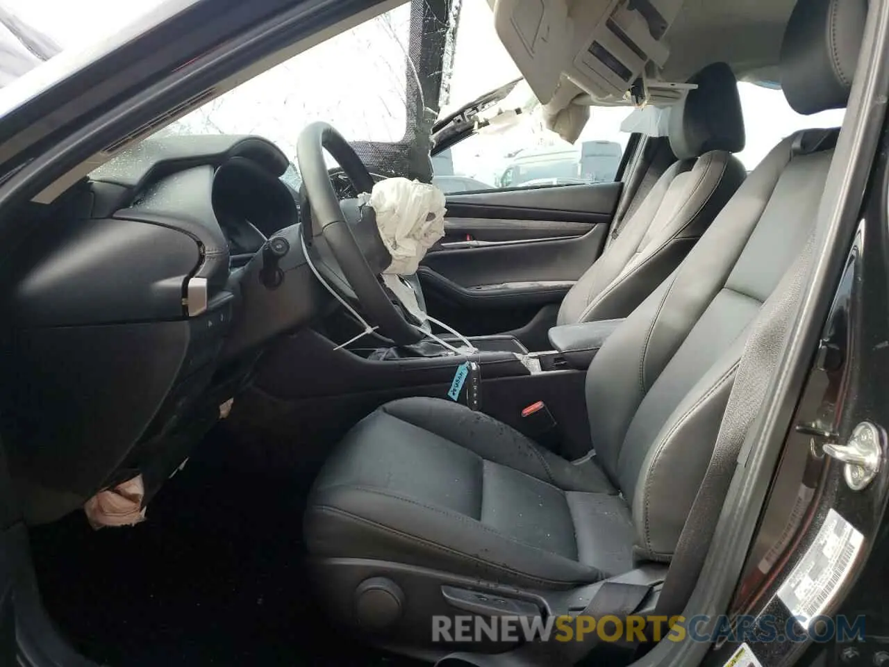 7 fotografías del automóvil dañado 3MZBPABM8RM423314 MAZDA 3 SELECT S 2024