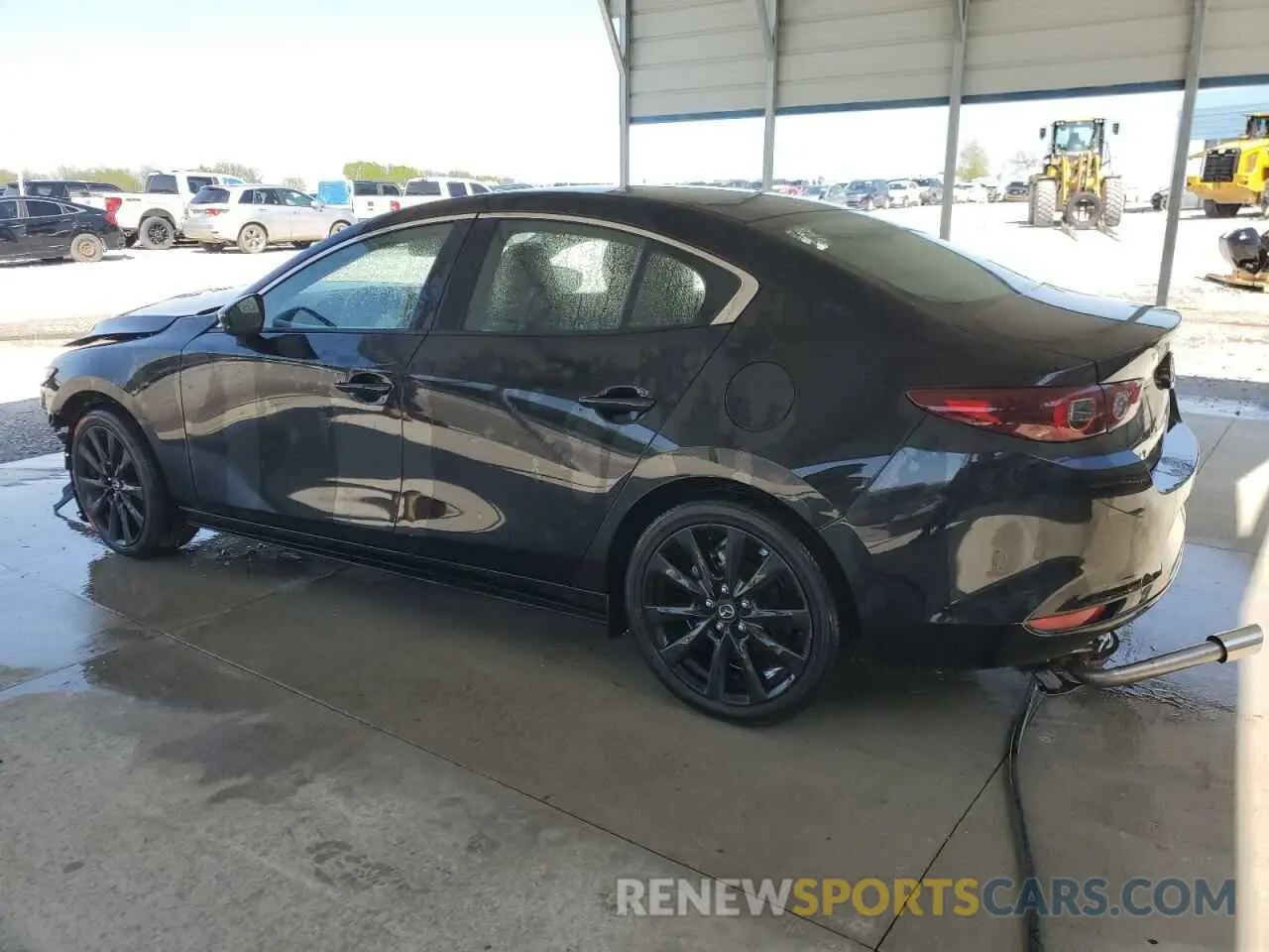 2 fotografías del automóvil dañado 3MZBPABM9RM415268 MAZDA 3 SELECT S 2024