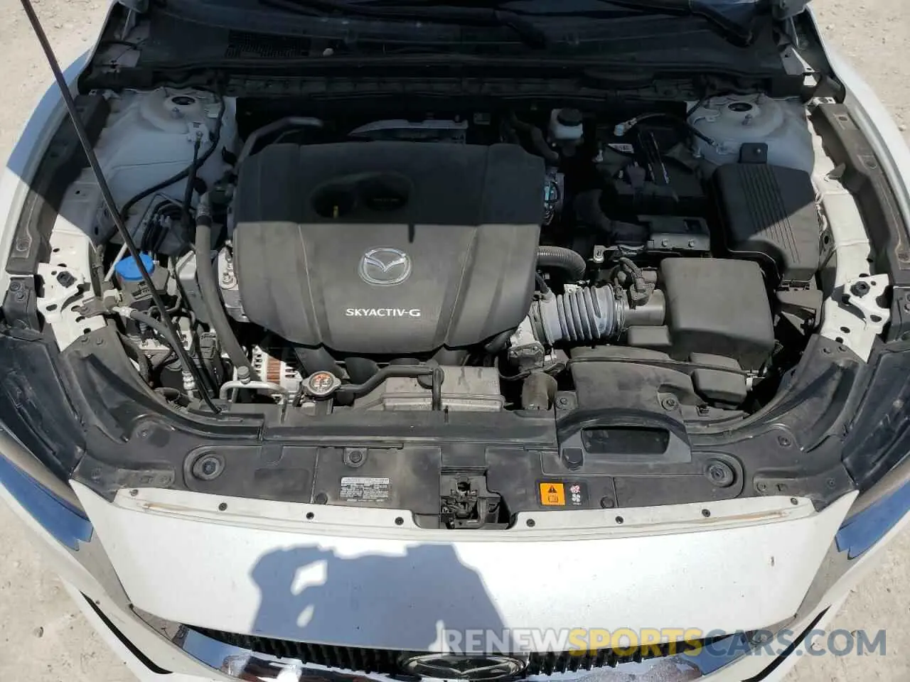 11 fotografías del automóvil dañado JM1GL1VM1K1505551 MAZDA 6 2019