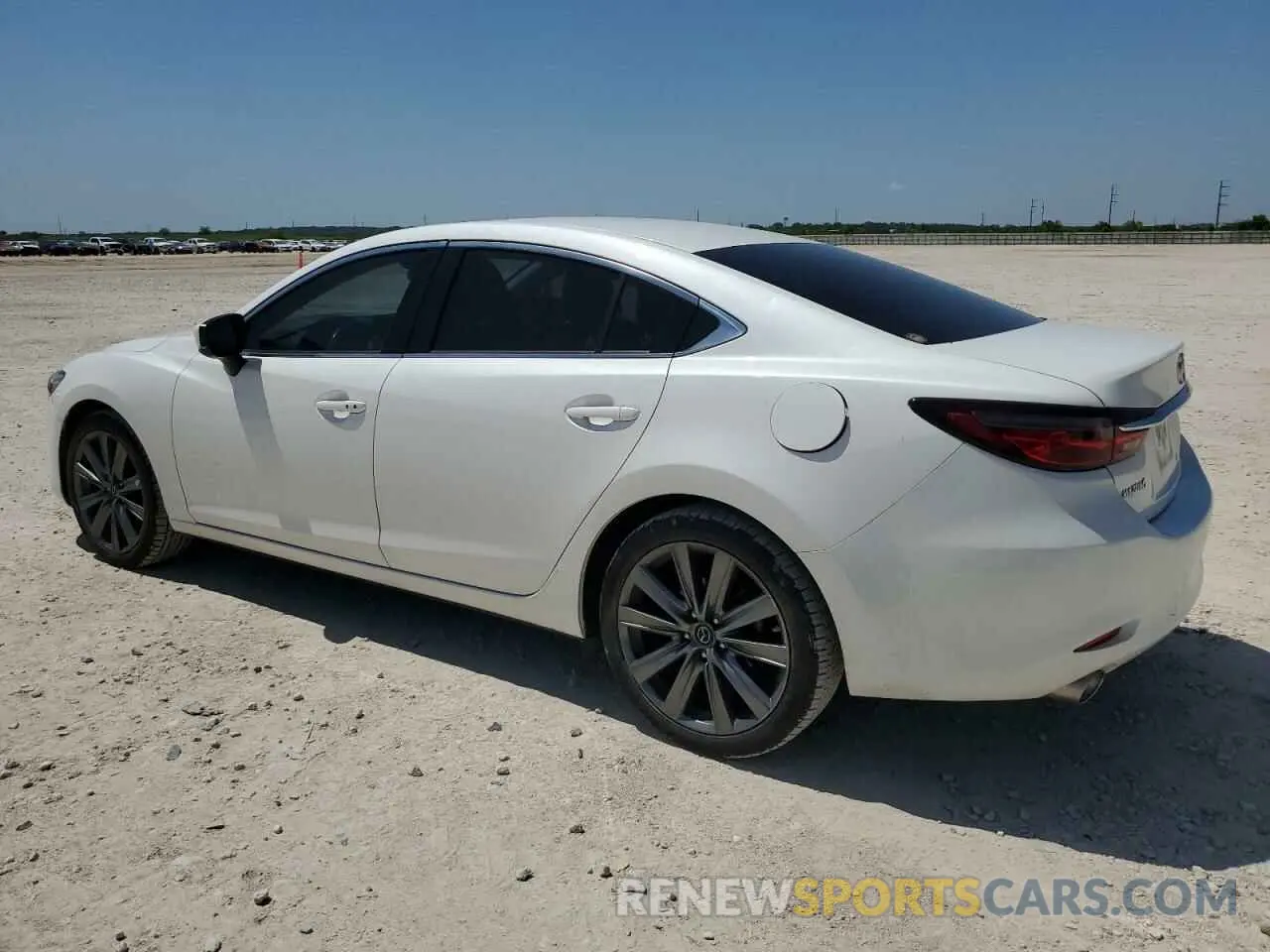 2 fotografías del automóvil dañado JM1GL1VM1K1505551 MAZDA 6 2019