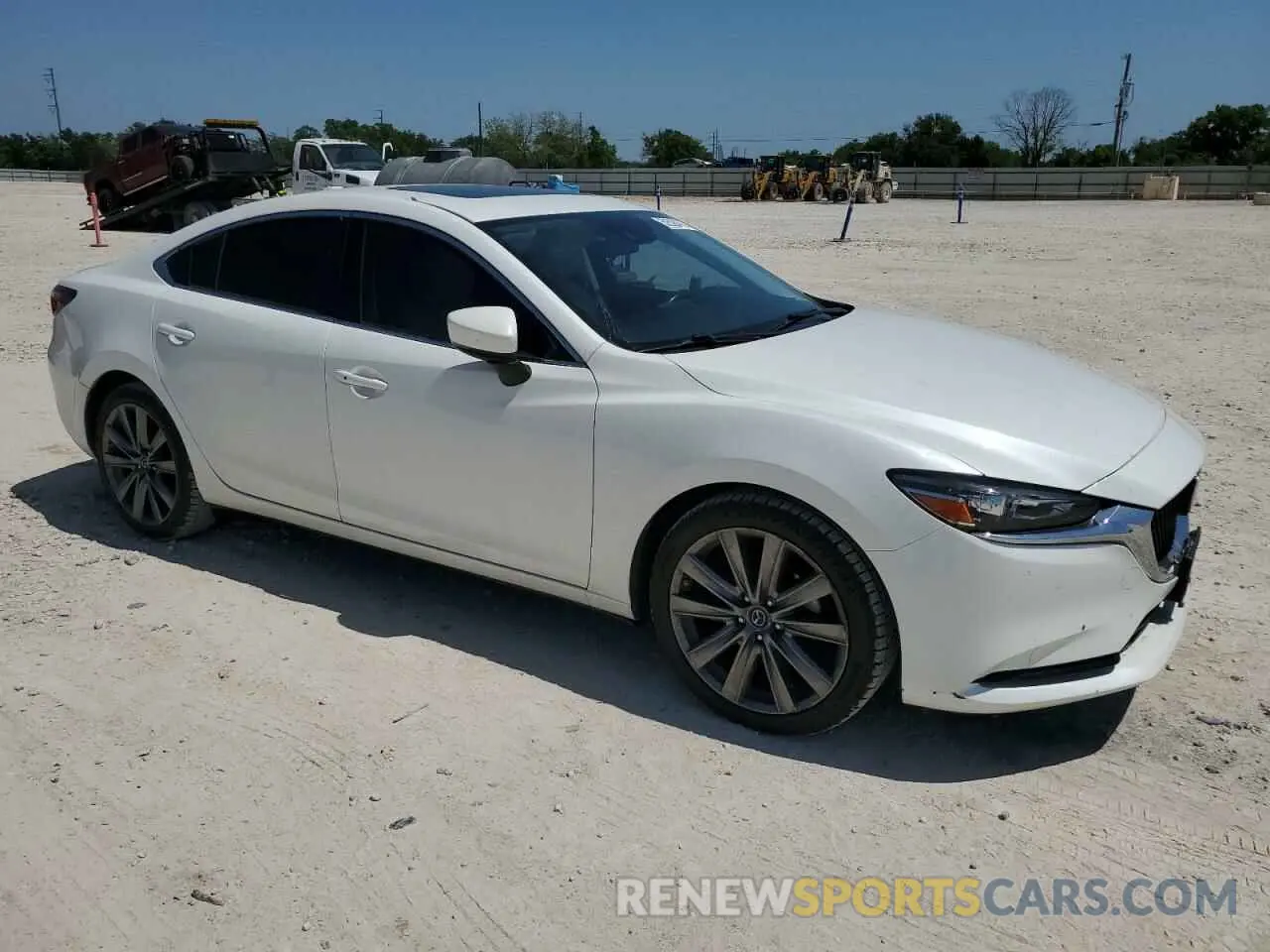 4 fotografías del automóvil dañado JM1GL1VM1K1505551 MAZDA 6 2019