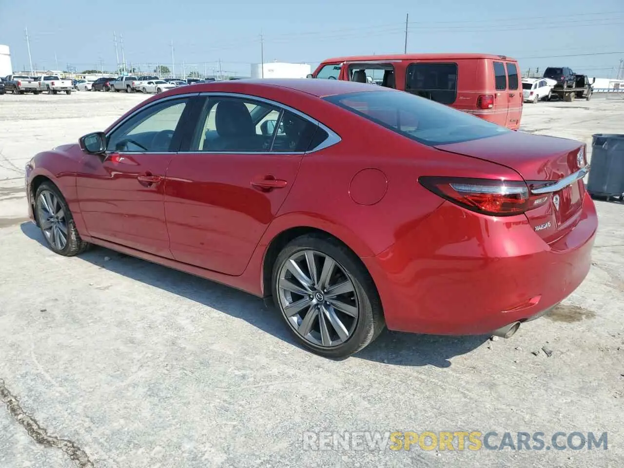 2 fotografías del automóvil dañado JM1GL1VM3K1502814 MAZDA 6 2019