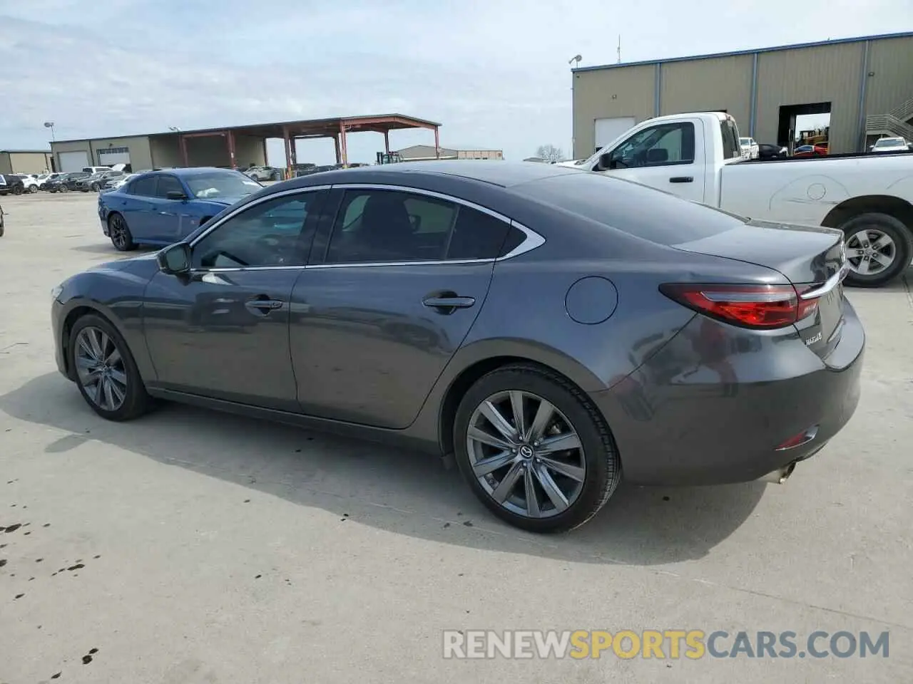 2 fotografías del automóvil dañado JM1GL1VM7K1503853 MAZDA 6 2019