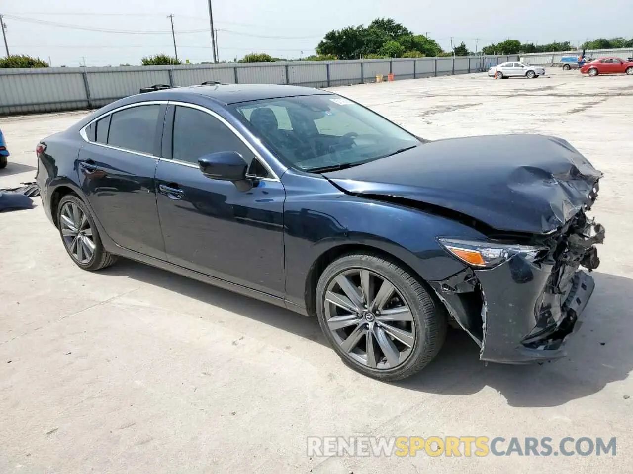 4 fotografías del automóvil dañado JM1GL1TY3L1526523 MAZDA 6 2020