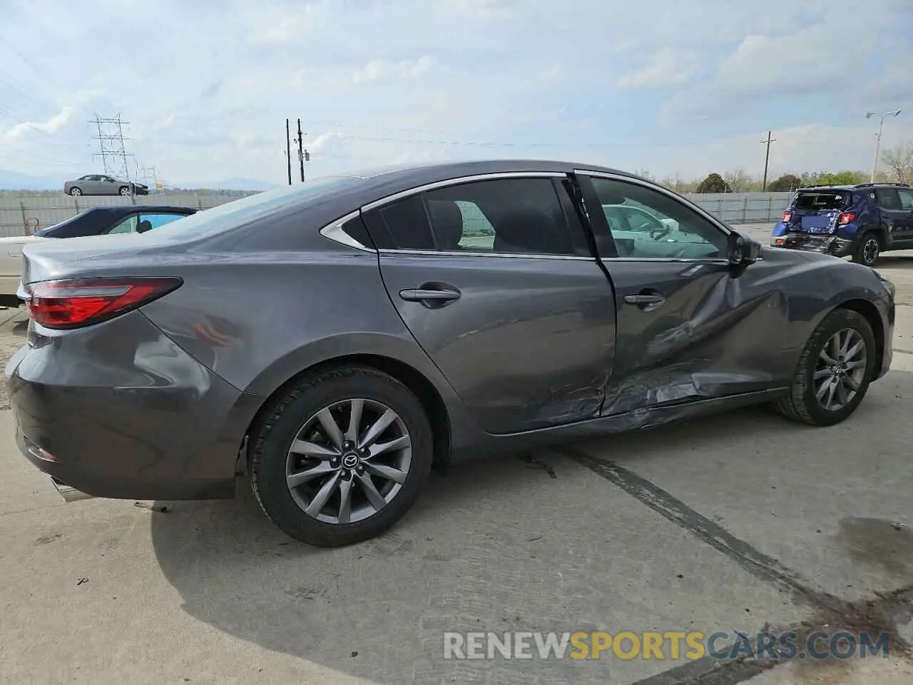 3 fotografías del automóvil dañado JM1GL1UM5L1524378 MAZDA 6 2020