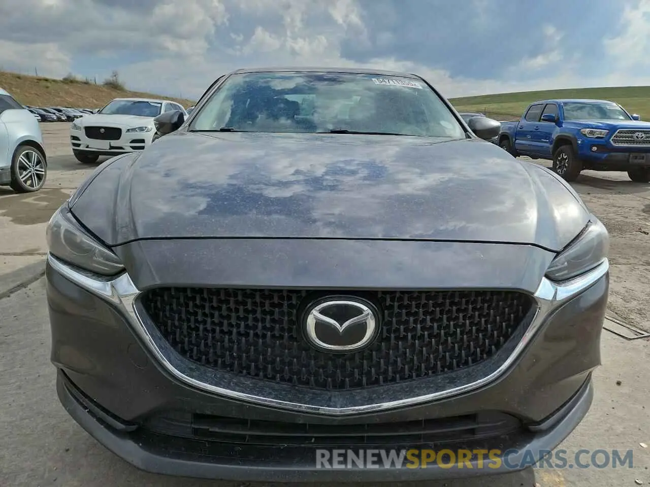 5 fotografías del automóvil dañado JM1GL1UM5L1524378 MAZDA 6 2020