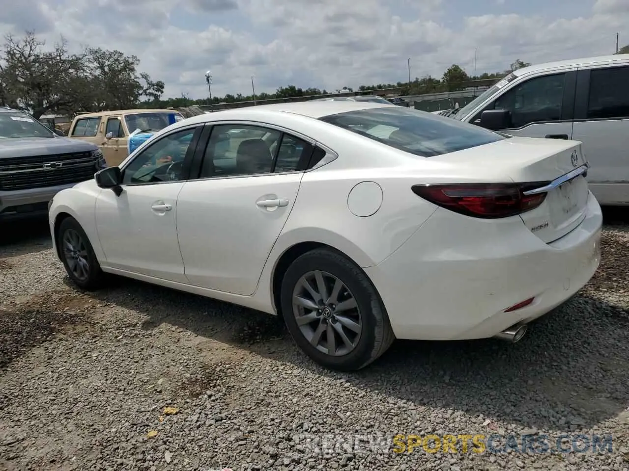 2 fotografías del automóvil dañado JM1GL1UM7L1521143 MAZDA 6 2020