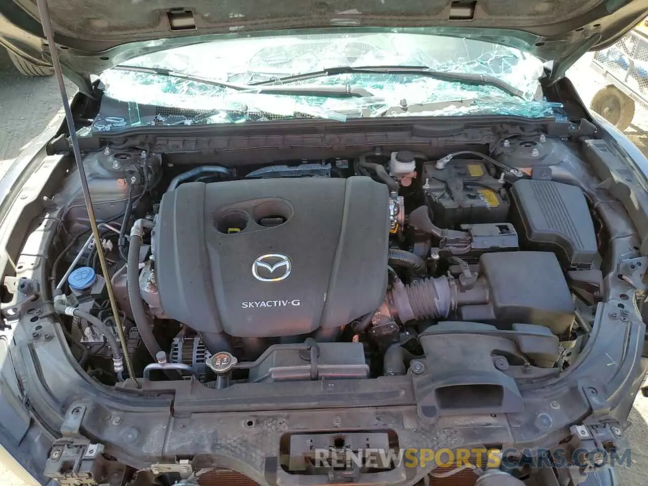 11 fotografías del automóvil dañado JM1GL1UM8L1516694 MAZDA 6 2020
