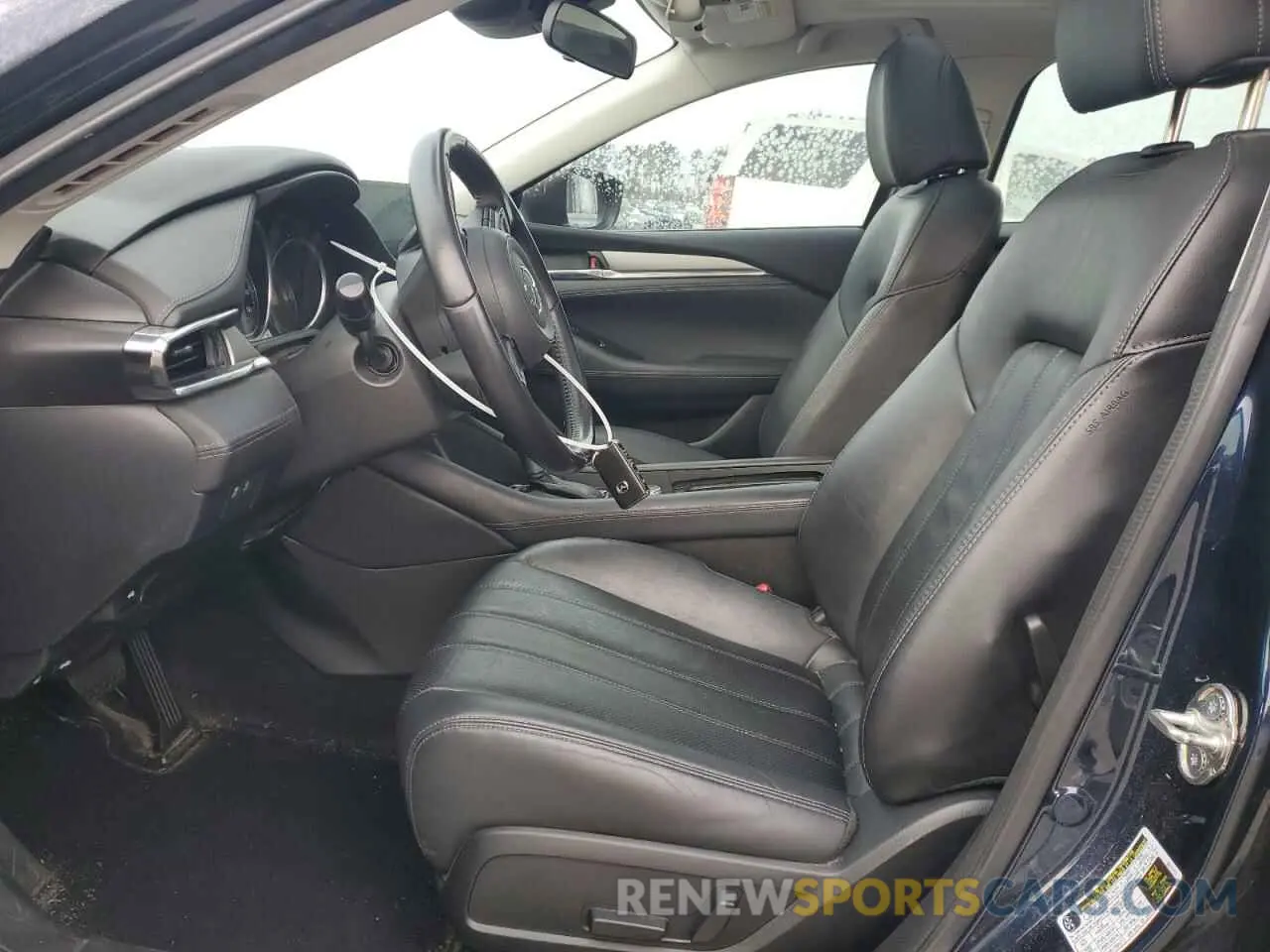 7 fotografías del automóvil dañado JM1GL1VM4L1515024 MAZDA 6 2020