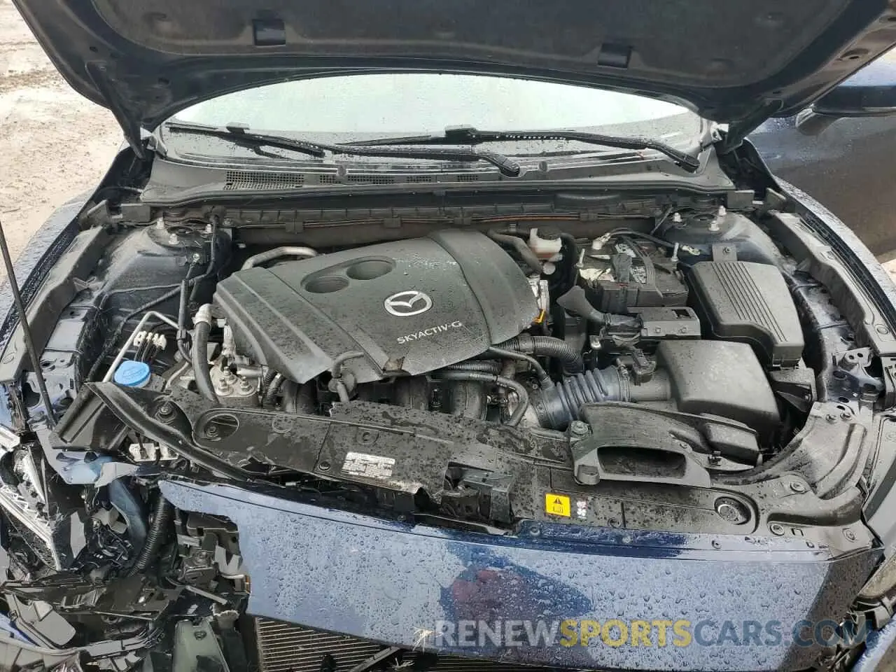 11 fotografías del automóvil dañado JM1GL1VM6L1516319 MAZDA 6 2020