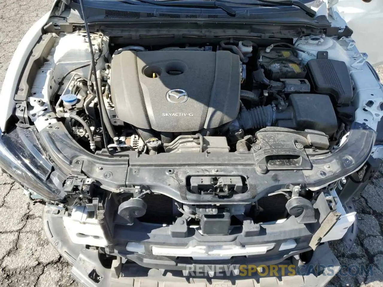 11 fotografías del automóvil dañado JM1GL1VM0M1612027 MAZDA 6 2021