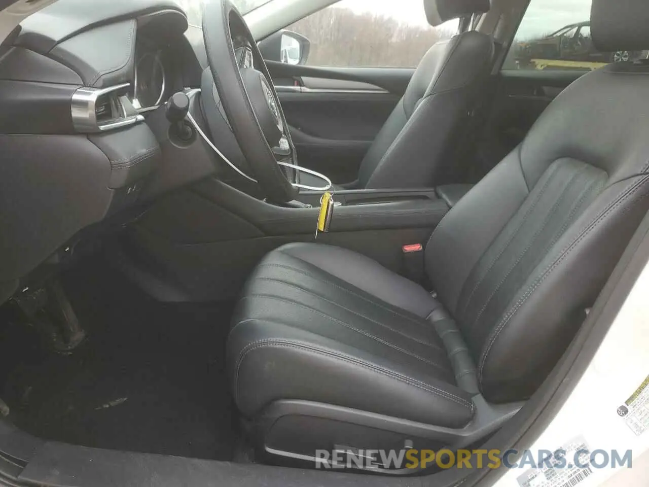 7 fotografías del automóvil dañado JM1GL1VM5M1615375 MAZDA 6 2021