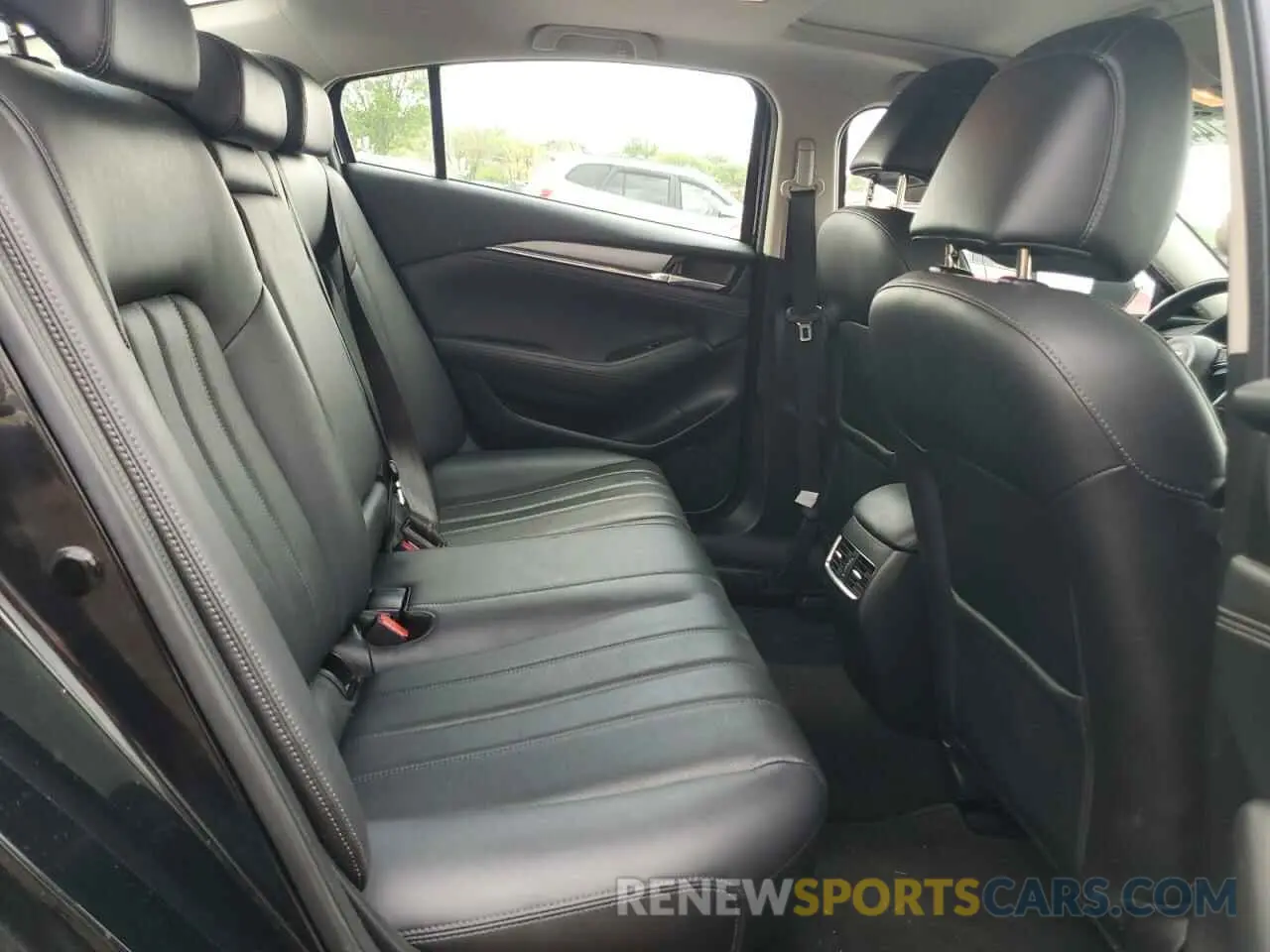 10 fotografías del automóvil dañado JM1GL1VM8M1605875 MAZDA 6 2021