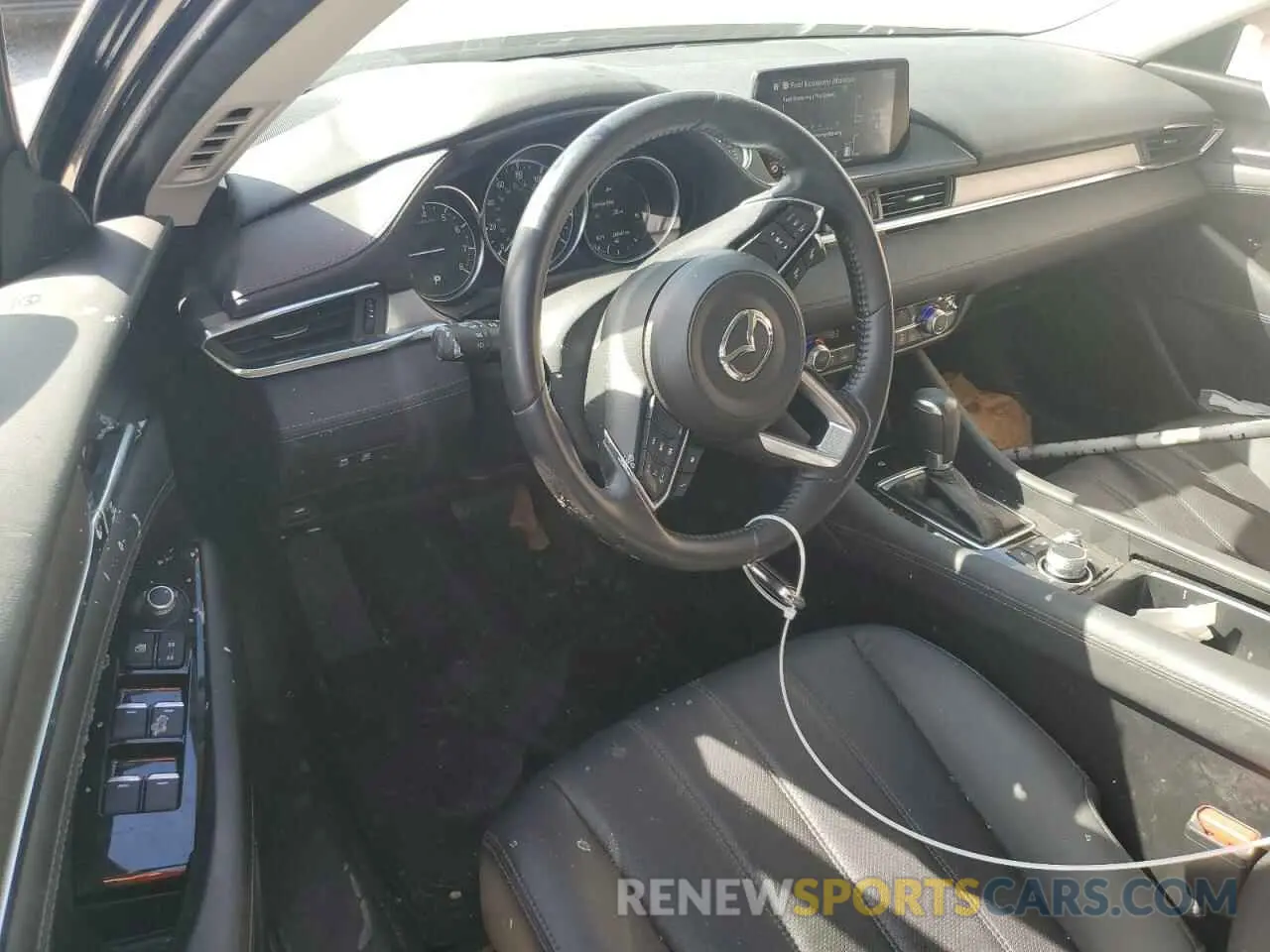 8 fotografías del automóvil dañado JM1GL1VMXM1601567 MAZDA 6 2021