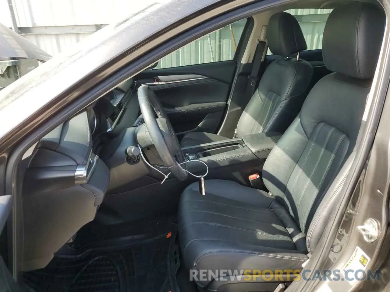 7 fotografías del automóvil dañado JM1GL1VMXM1613606 MAZDA 6 2021