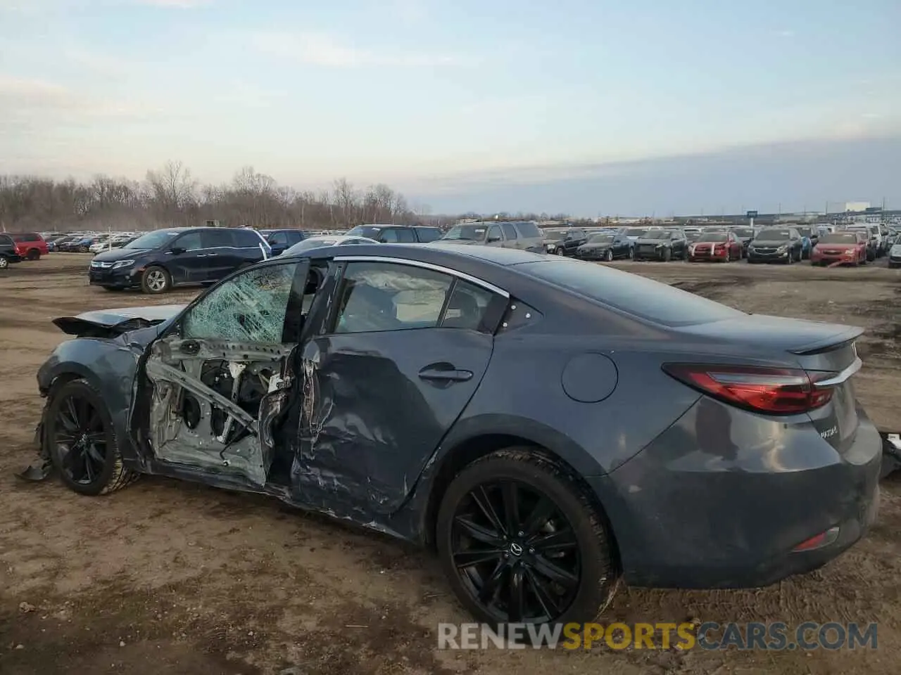 2 fotografías del automóvil dañado JM1GL1WY6M1608632 MAZDA 6 2021