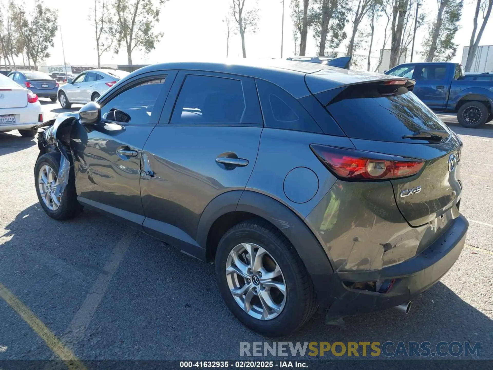 3 fotografías del automóvil dañado JM1DKDB70K1445493 MAZDA CX-3 2019
