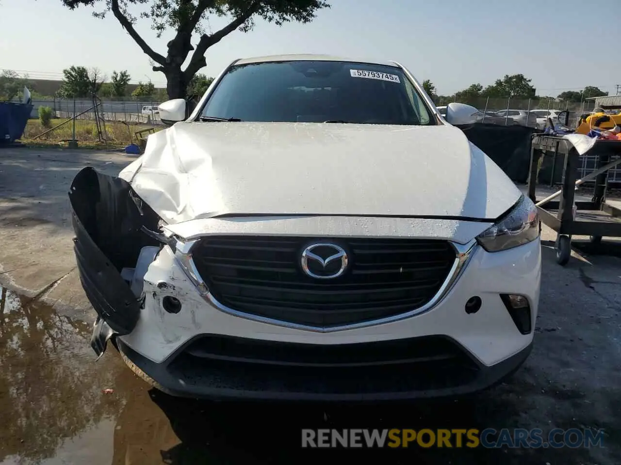 5 fotografías del automóvil dañado JM1DKDB71K1452193 MAZDA CX-3 2019