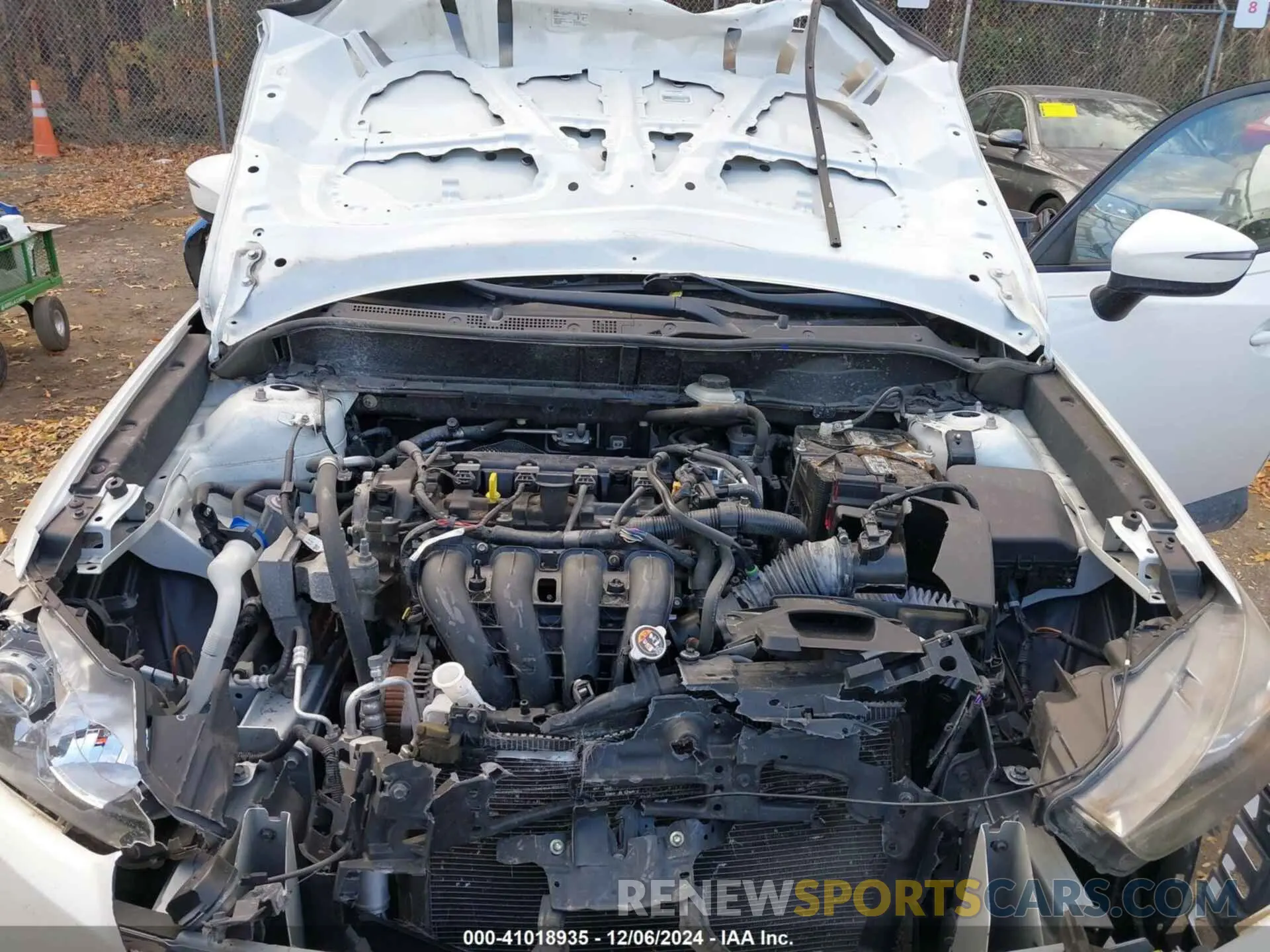10 fotografías del automóvil dañado JM1DKDB73K1409779 MAZDA CX-3 2019