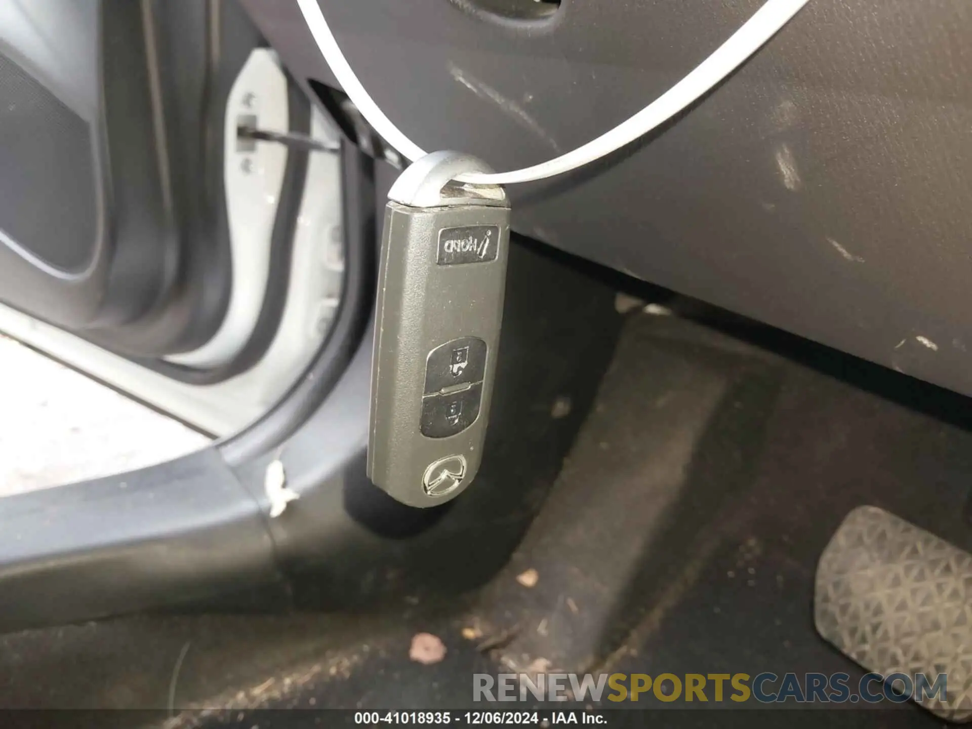 11 fotografías del automóvil dañado JM1DKDB73K1409779 MAZDA CX-3 2019