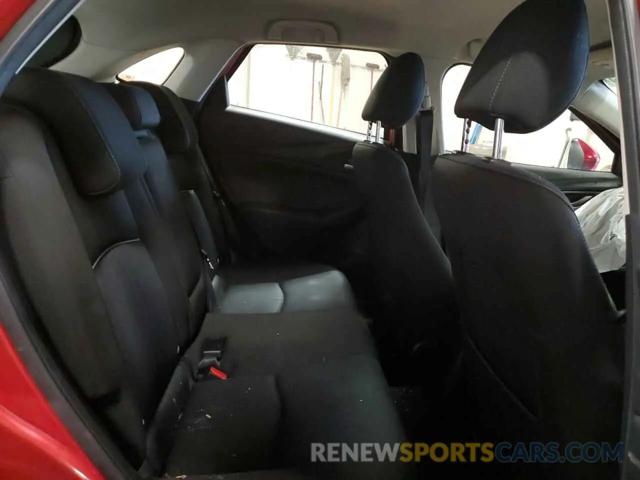 10 fotografías del automóvil dañado JM1DKDB75K1453864 MAZDA CX-3 2019