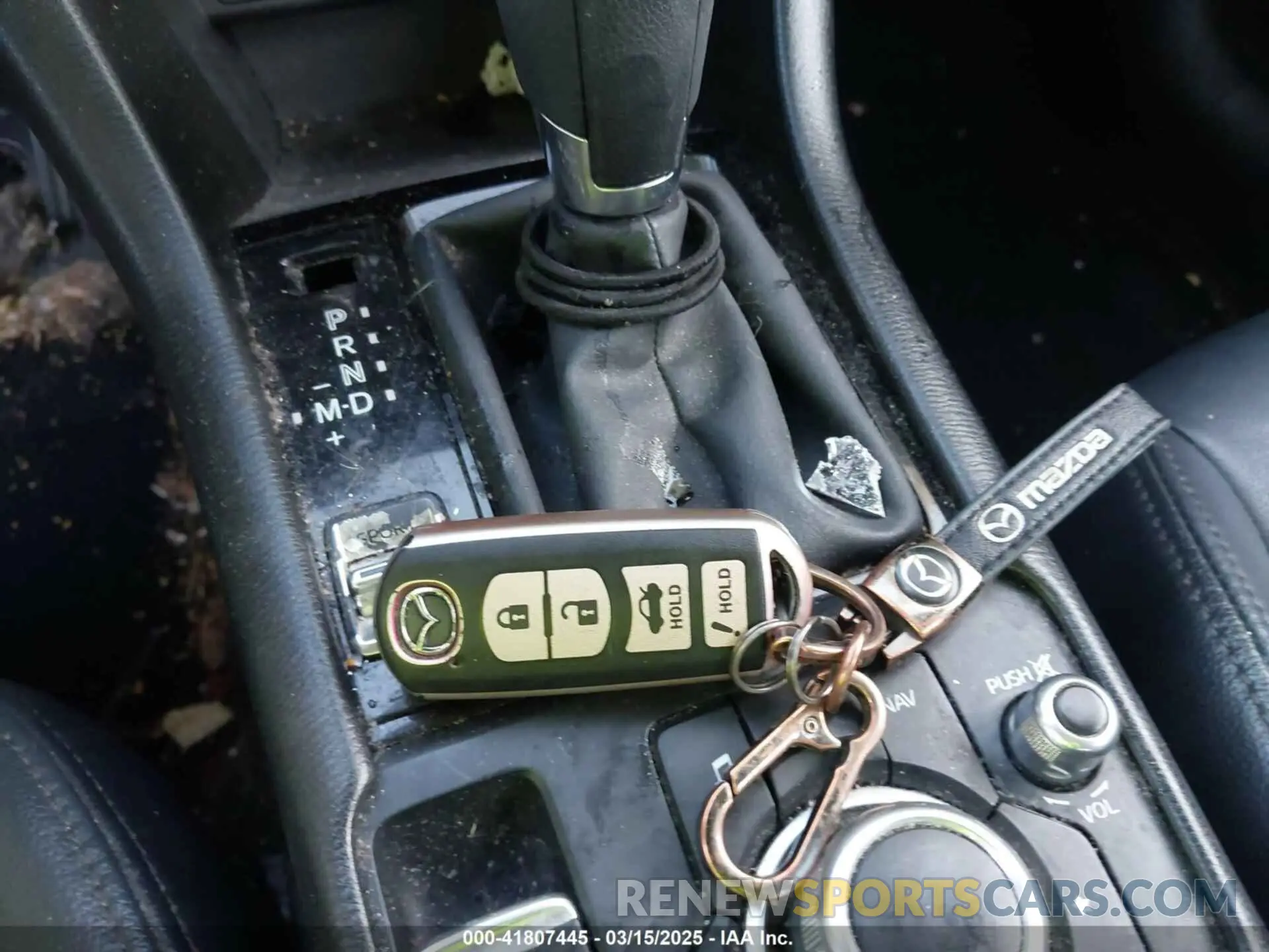 11 fotografías del automóvil dañado JM1DKDB78K0441908 MAZDA CX-3 2019