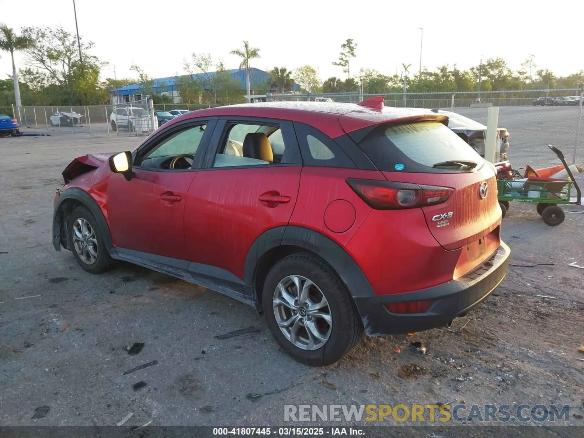 3 fotografías del automóvil dañado JM1DKDB78K0441908 MAZDA CX-3 2019