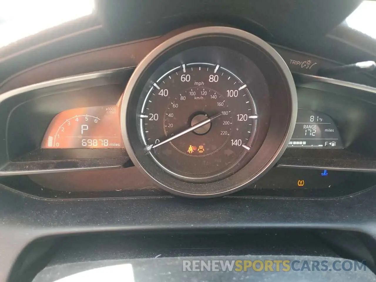 9 fotografías del automóvil dañado JM1DKDB79K0432117 MAZDA CX-3 2019