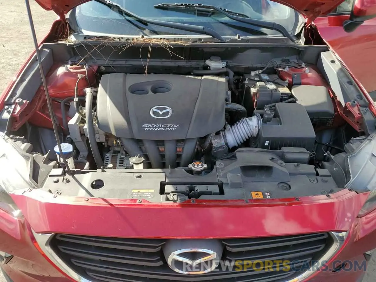 11 fotografías del automóvil dañado JM1DKDB79K1451664 MAZDA CX-3 2019