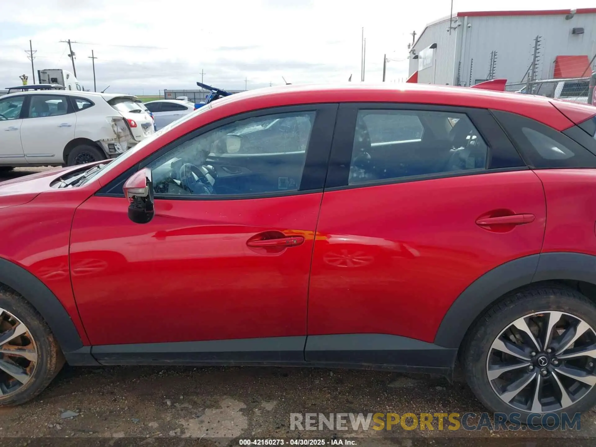 14 fotografías del automóvil dañado JM1DKDC70K1439014 MAZDA CX-3 2019