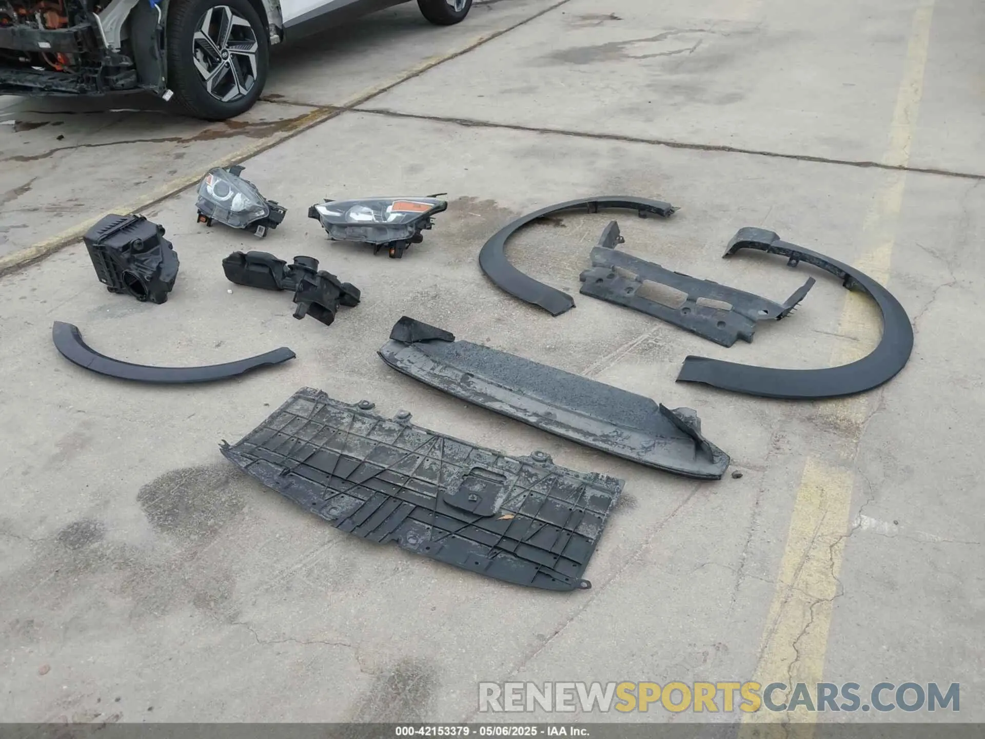 11 fotografías del automóvil dañado JM1DKDC71K1420987 MAZDA CX-3 2019