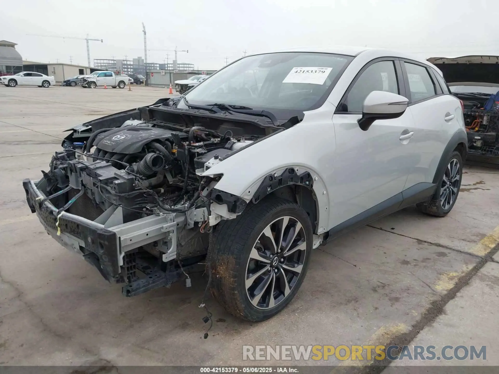 2 fotografías del automóvil dañado JM1DKDC71K1420987 MAZDA CX-3 2019