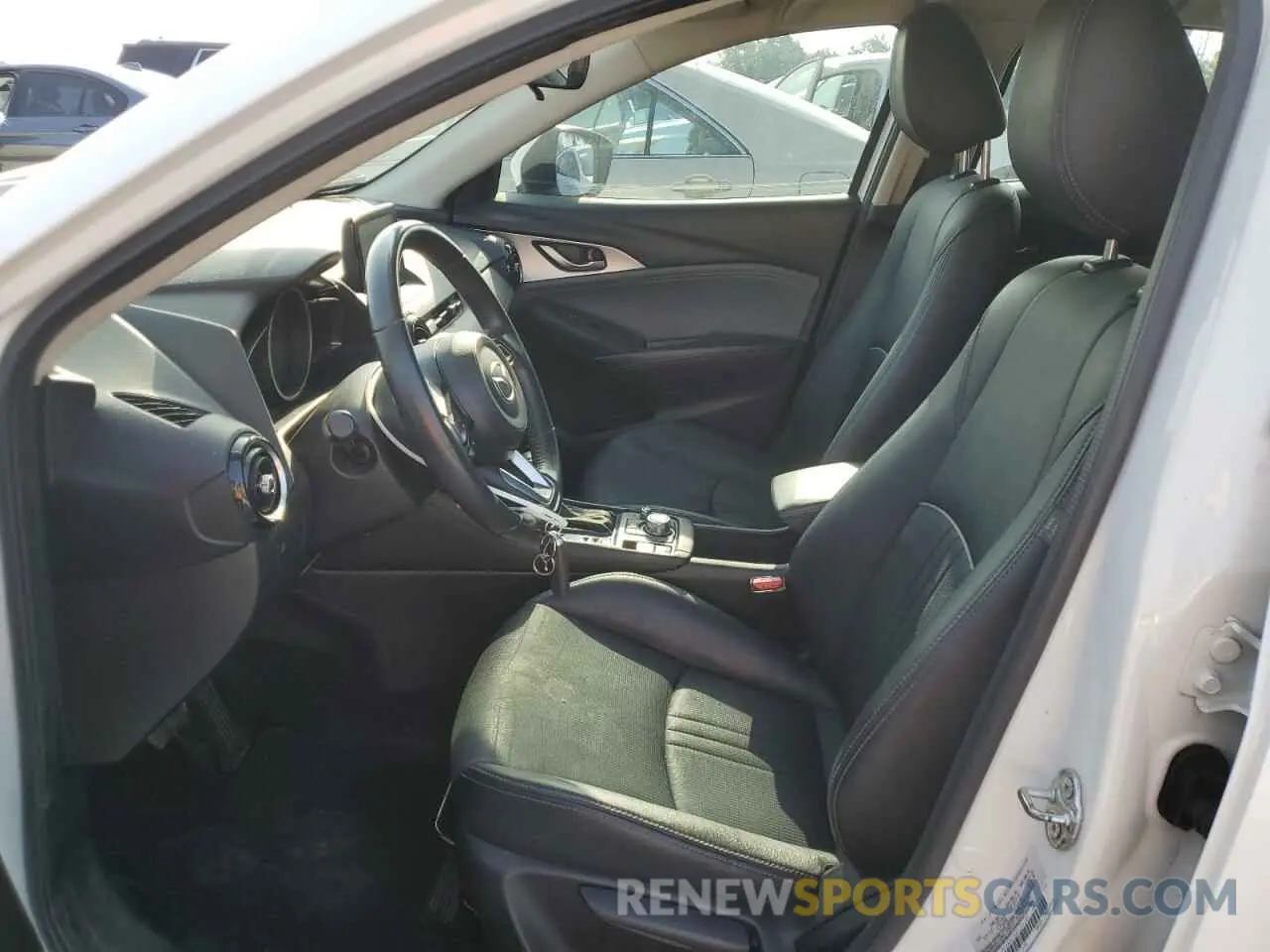 7 fotografías del automóvil dañado JM1DKDC76K1401187 MAZDA CX-3 2019