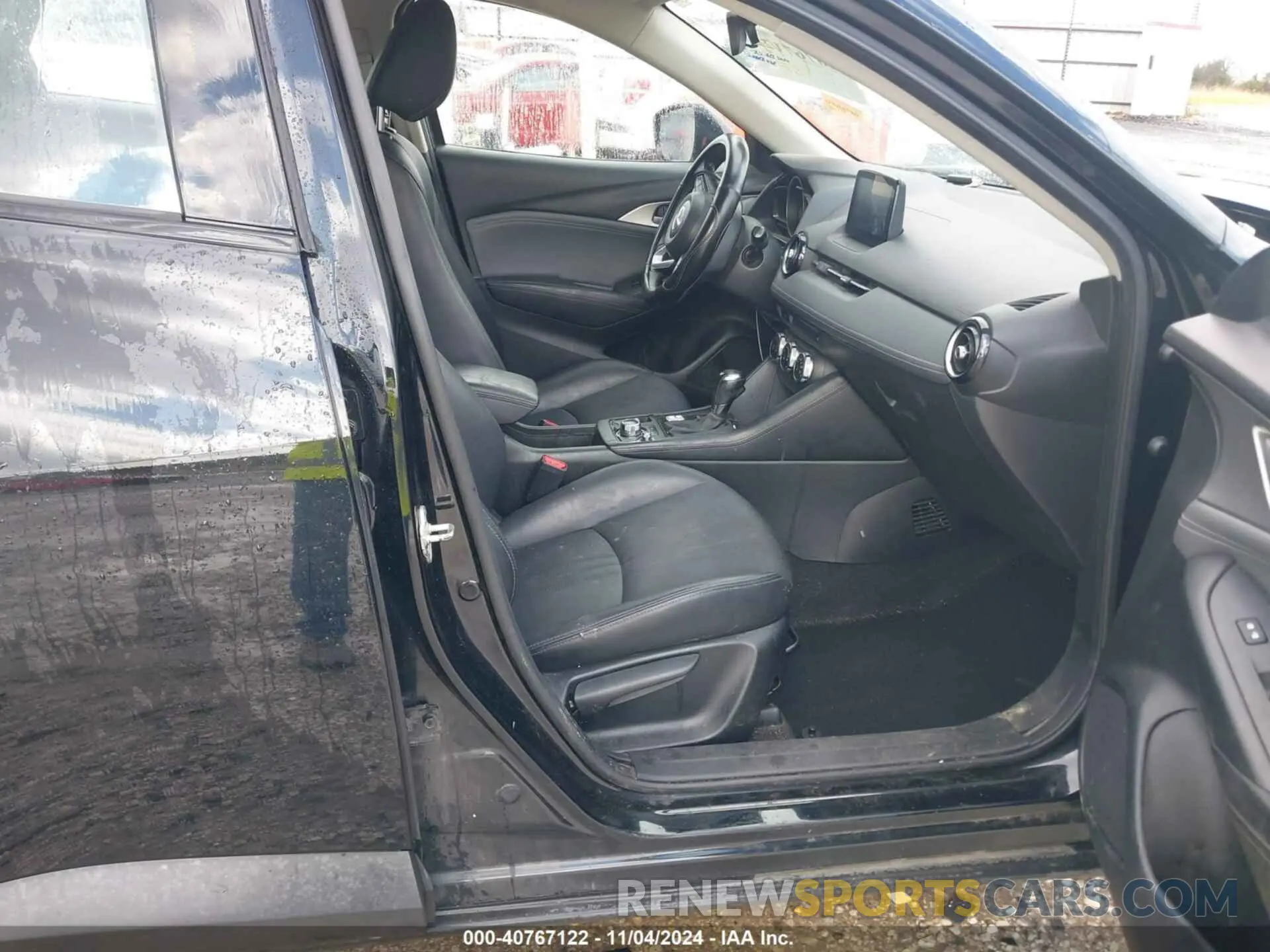 5 fotografías del automóvil dañado JM1DKDC76K1406860 MAZDA CX-3 2019