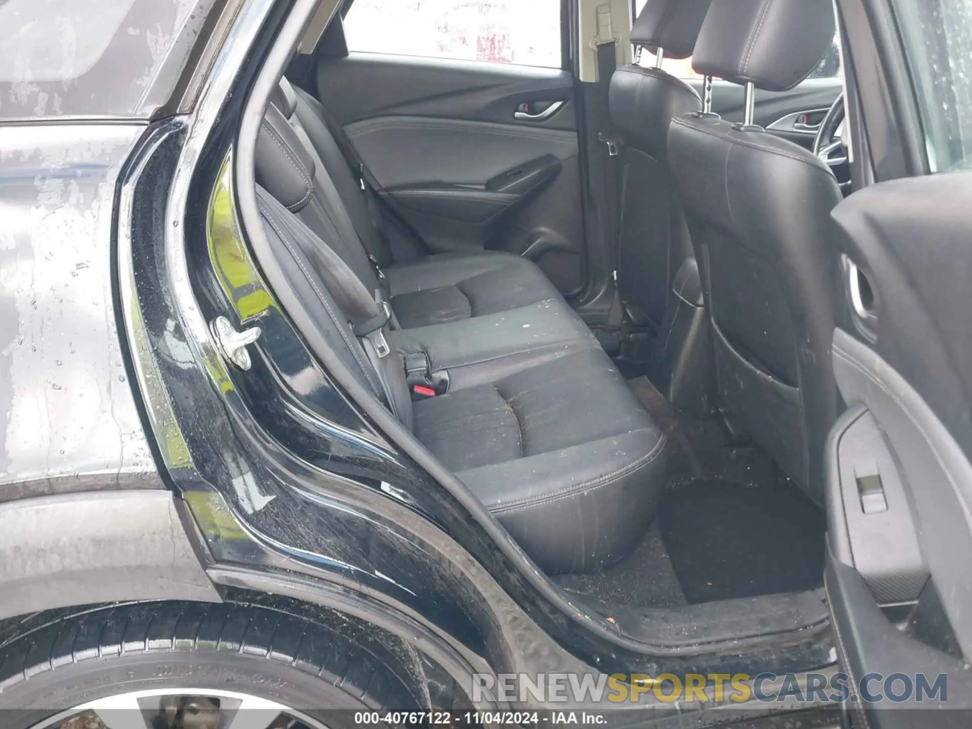 8 fotografías del automóvil dañado JM1DKDC76K1406860 MAZDA CX-3 2019