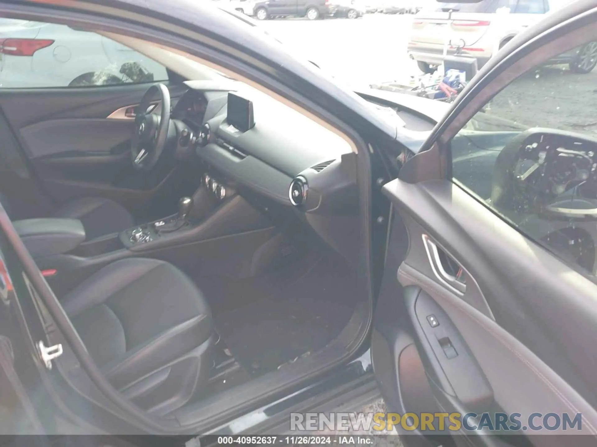 5 fotografías del automóvil dañado JM1DKDC76K1408141 MAZDA CX-3 2019