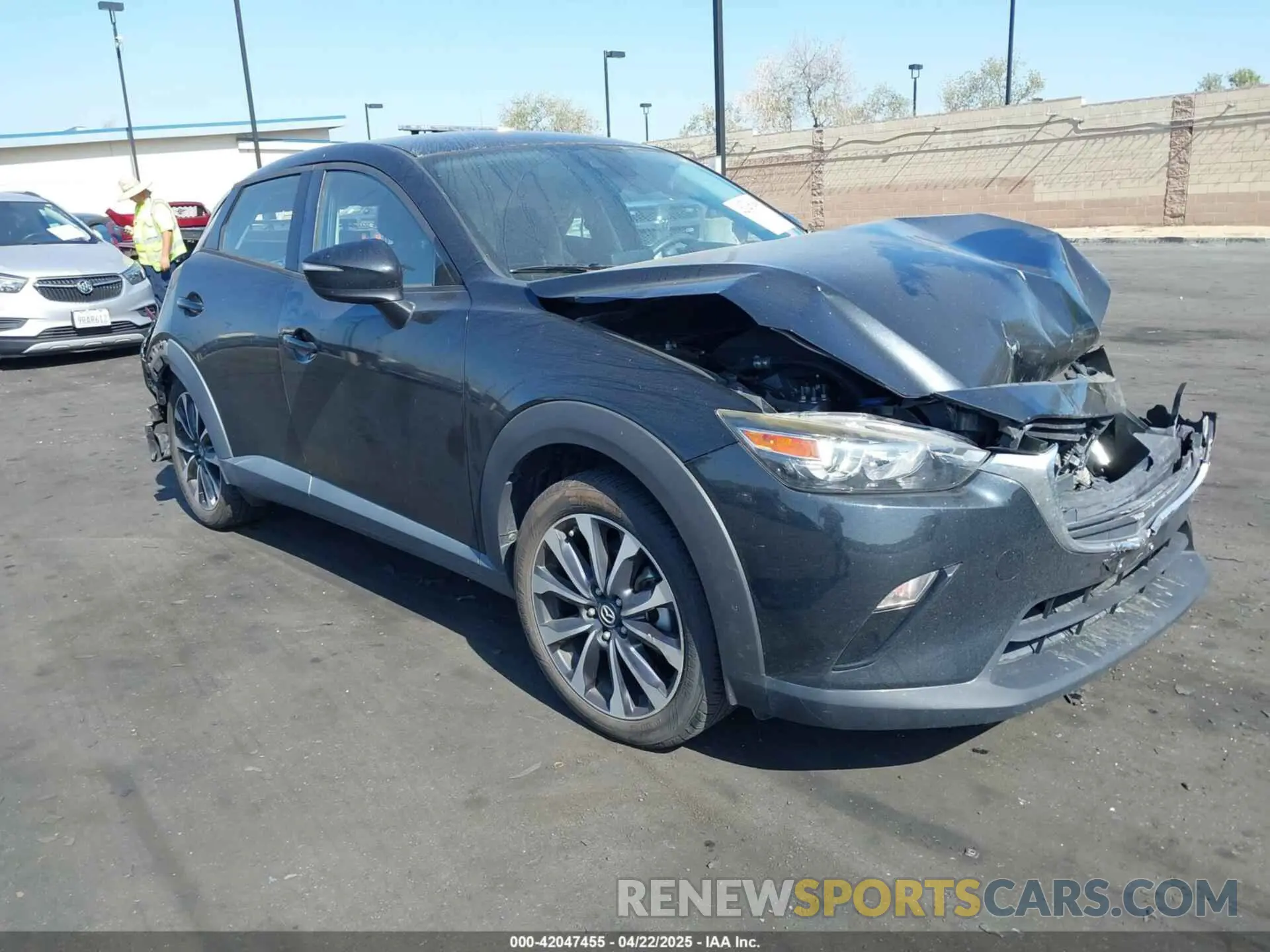 1 fotografías del automóvil dañado JM1DKDC7XK1406974 MAZDA CX-3 2019