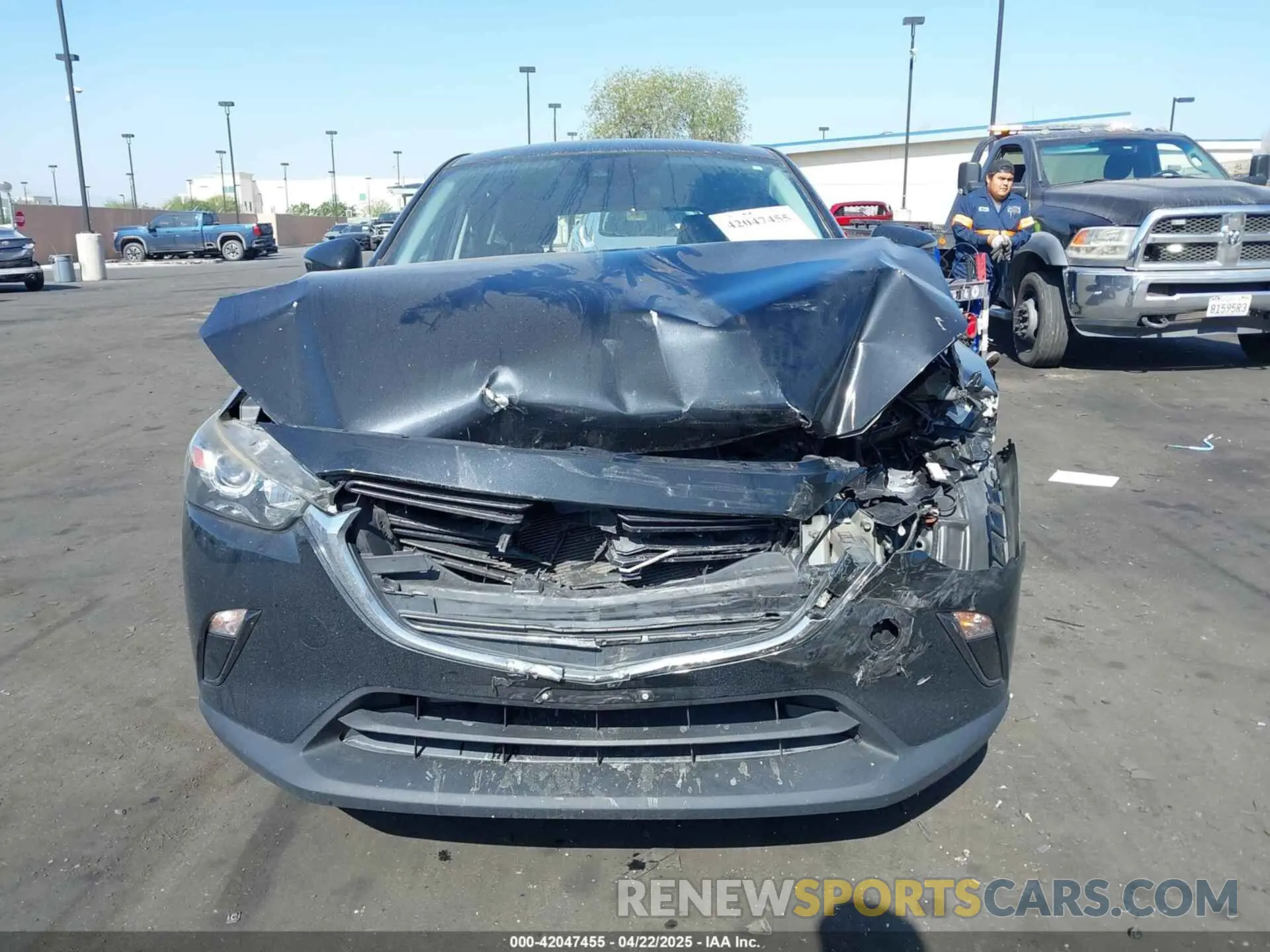 13 fotografías del automóvil dañado JM1DKDC7XK1406974 MAZDA CX-3 2019