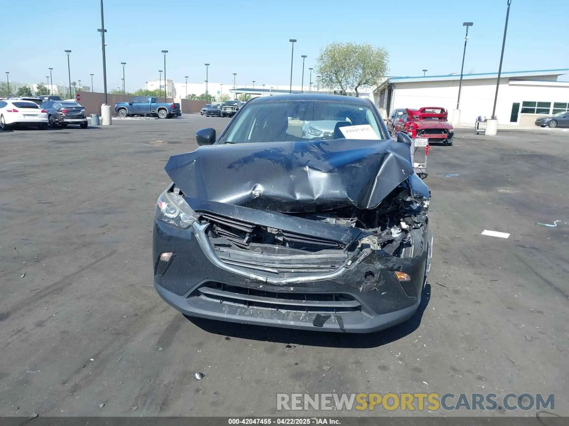 6 fotografías del automóvil dañado JM1DKDC7XK1406974 MAZDA CX-3 2019