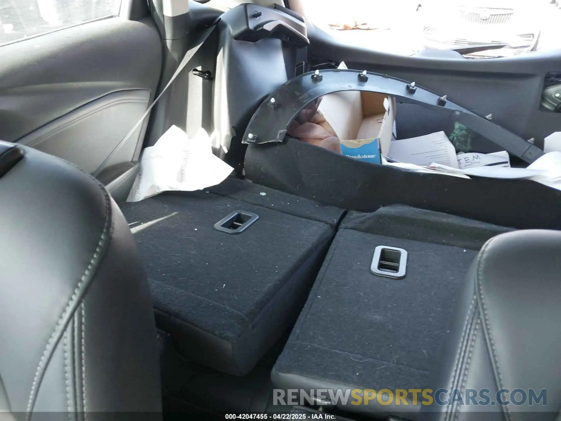 8 fotografías del automóvil dañado JM1DKDC7XK1406974 MAZDA CX-3 2019