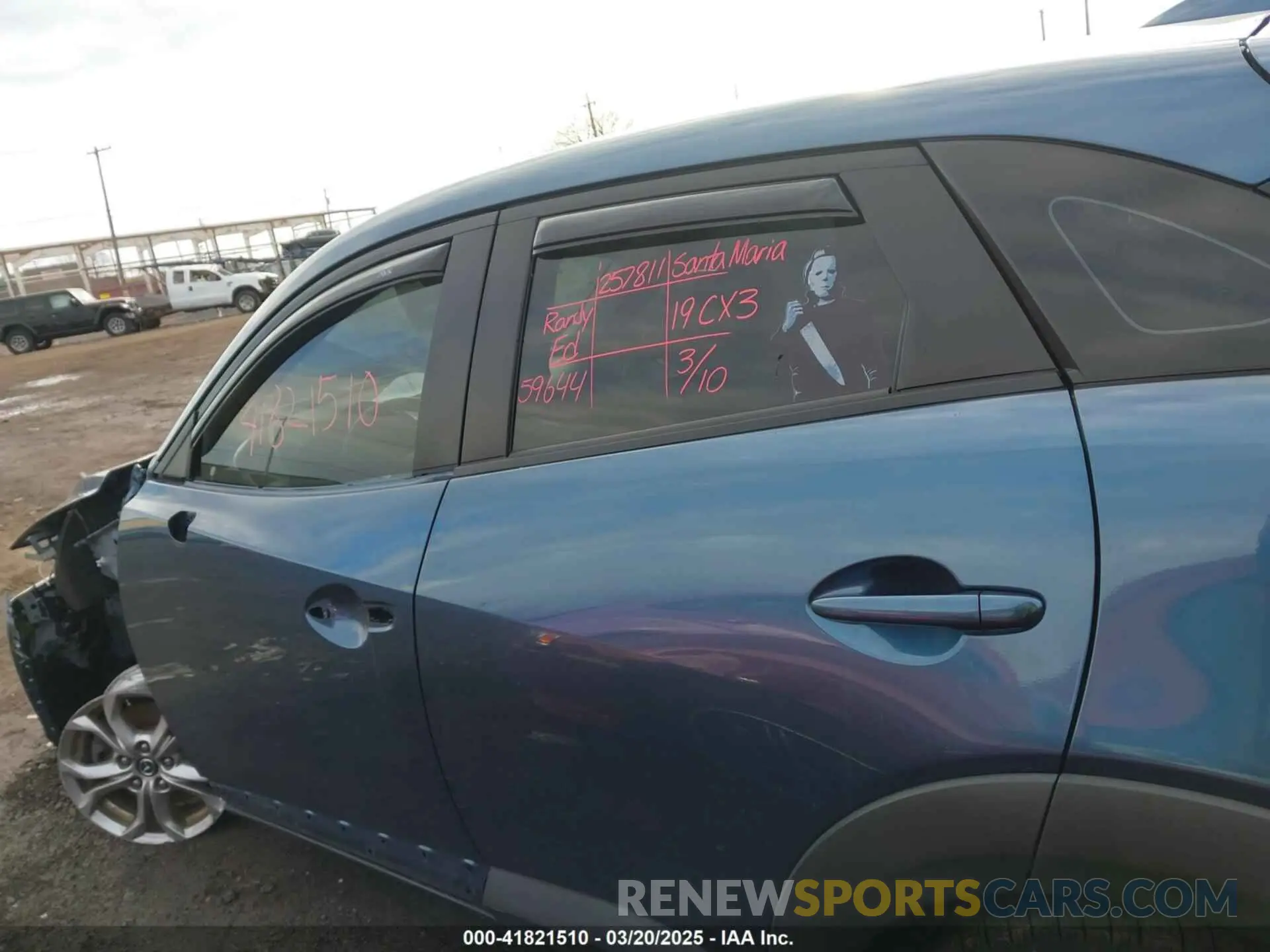 14 fotografías del automóvil dañado JM1DKFB70K1432075 MAZDA CX-3 2019