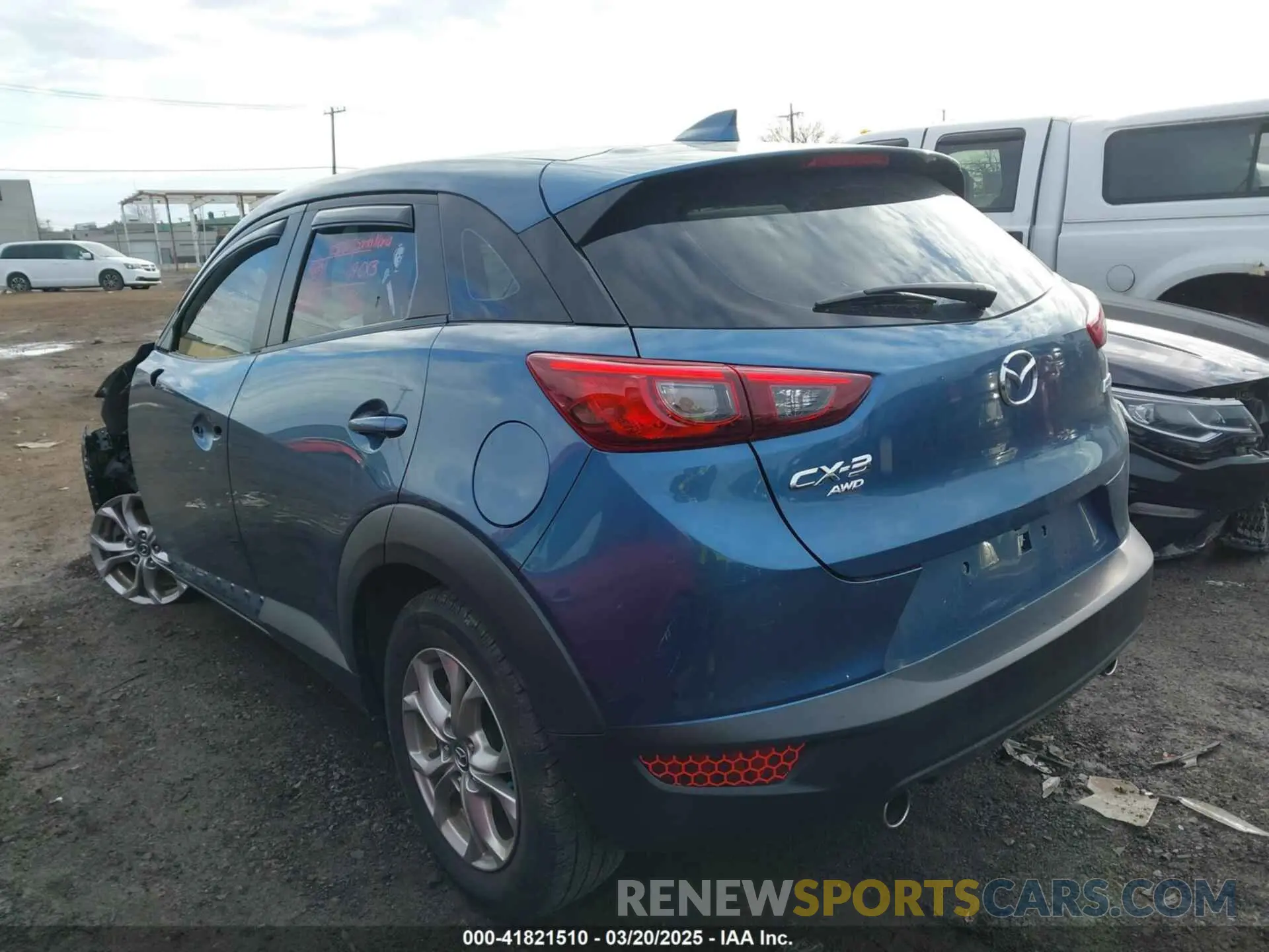 3 fotografías del automóvil dañado JM1DKFB70K1432075 MAZDA CX-3 2019