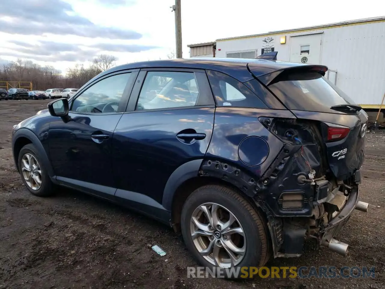 2 fotografías del automóvil dañado JM1DKFB71K1450746 MAZDA CX-3 2019