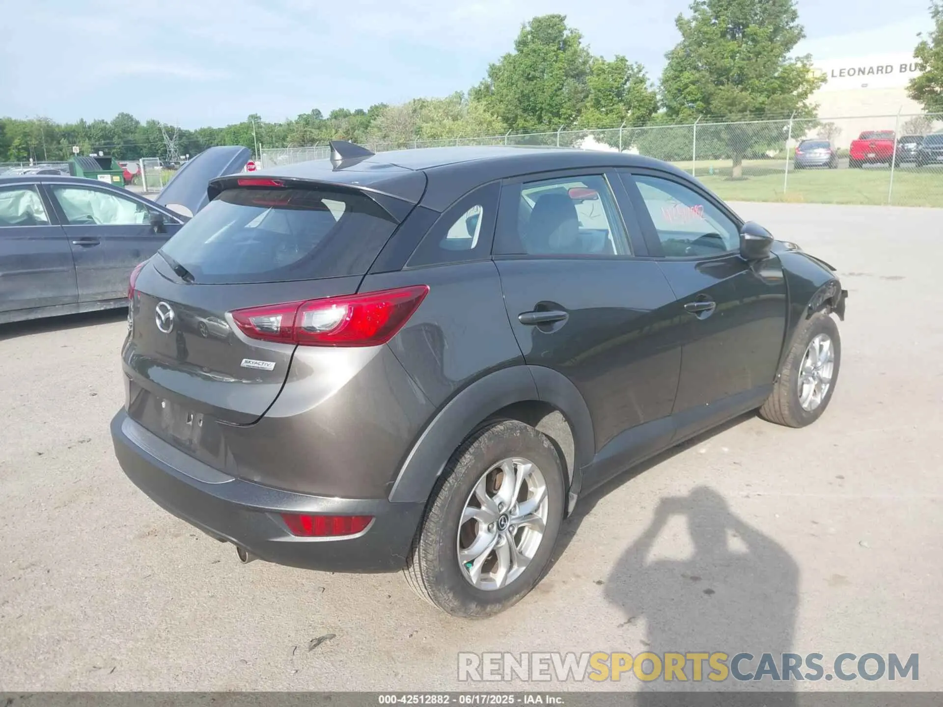 4 fotografías del automóvil dañado JM1DKFB73K0427698 MAZDA CX-3 2019
