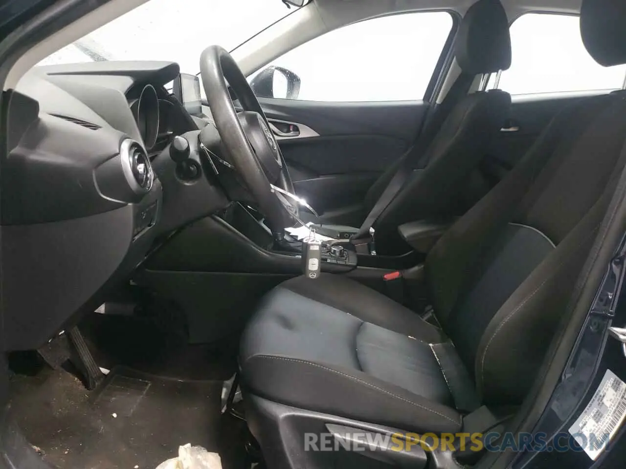 7 fotografías del automóvil dañado JM1DKFB74K0445823 MAZDA CX-3 2019