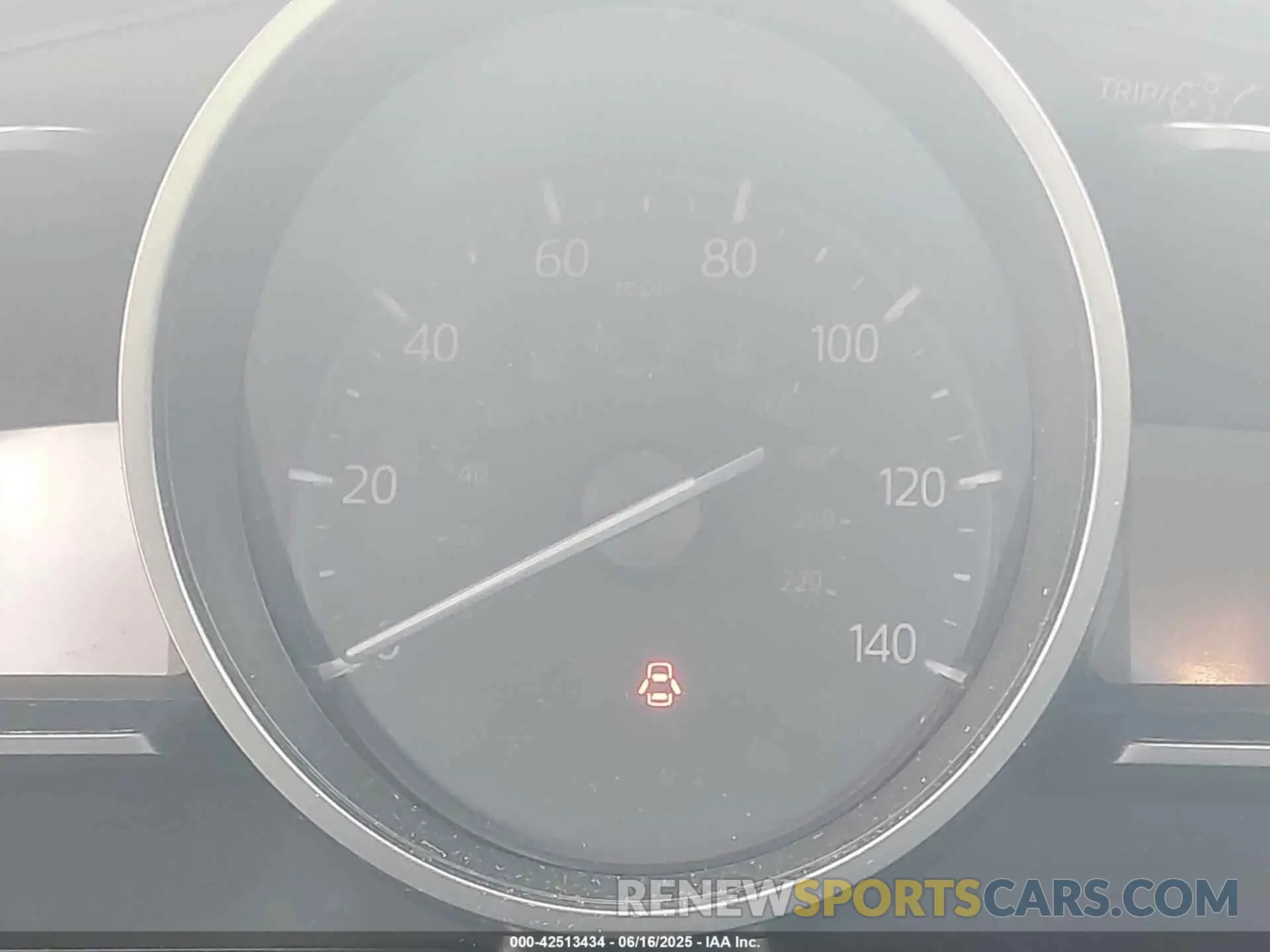 14 fotografías del automóvil dañado JM1DKFB74K1460042 MAZDA CX-3 2019